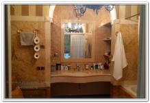 Ремонт квартир в ванной комнате нестандартной планировки с аркой